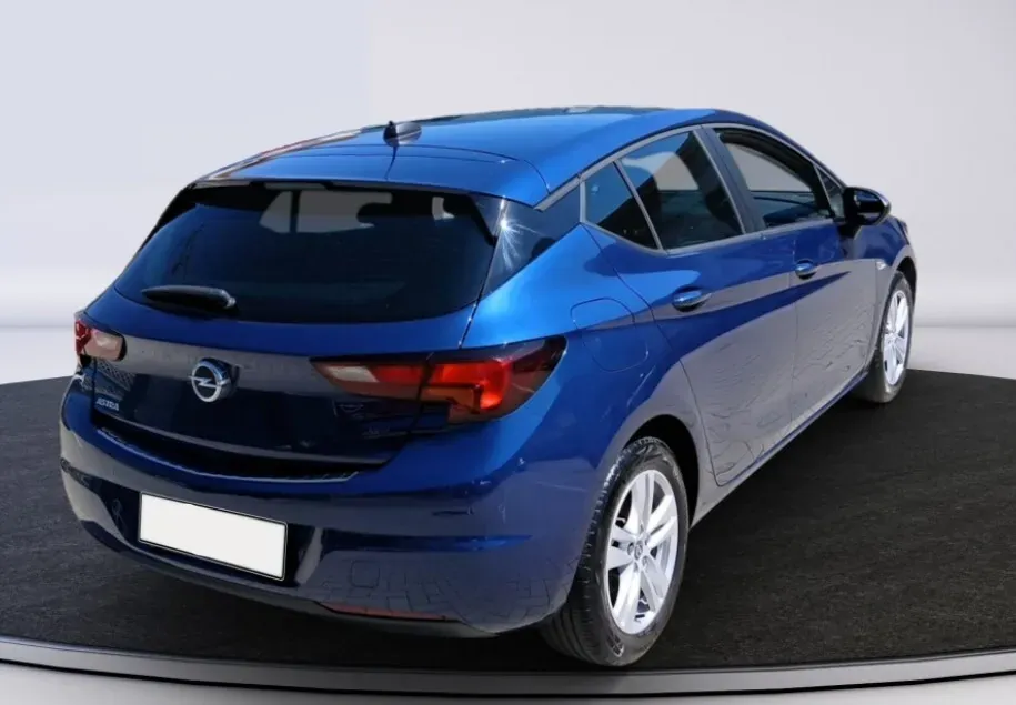 Opel Astra 2020 photo 3