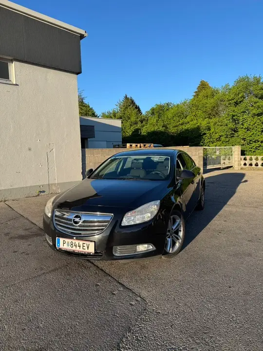 Opel Insignia 2009 photo 2