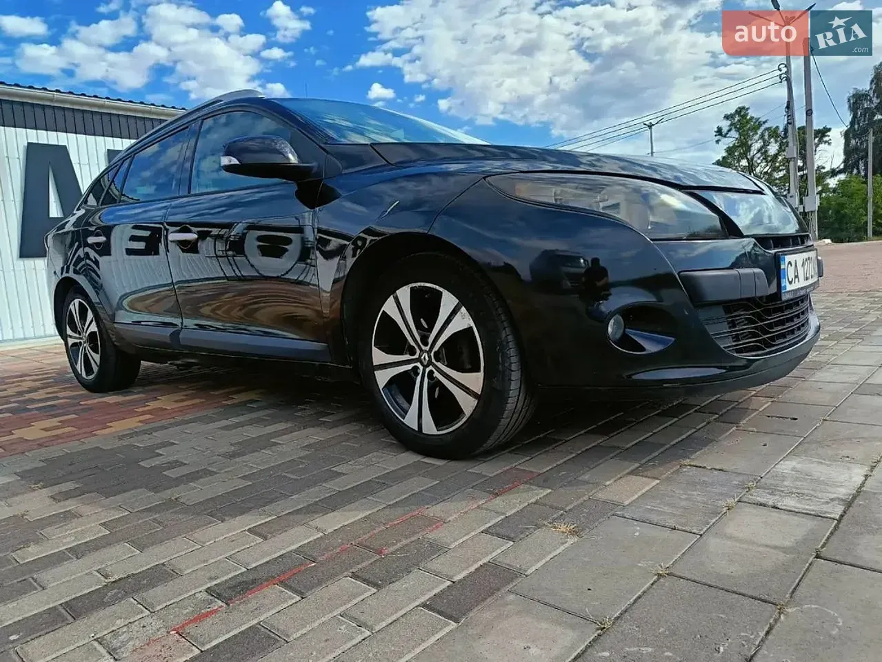 Renault Megane 2011 photo 2