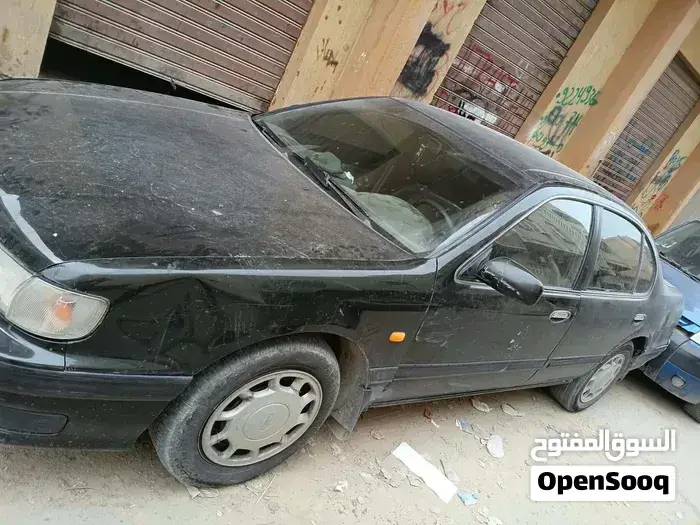 Nissan Maxima 1997 photo 2