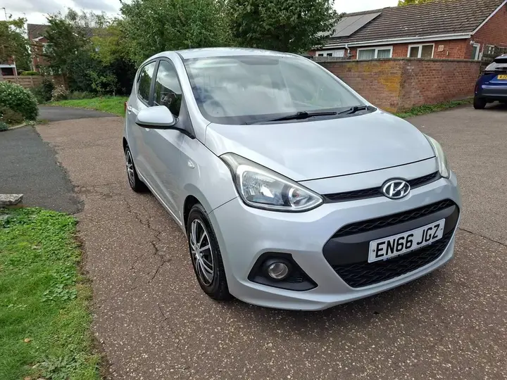 Hyundai I10 2016 photo 2