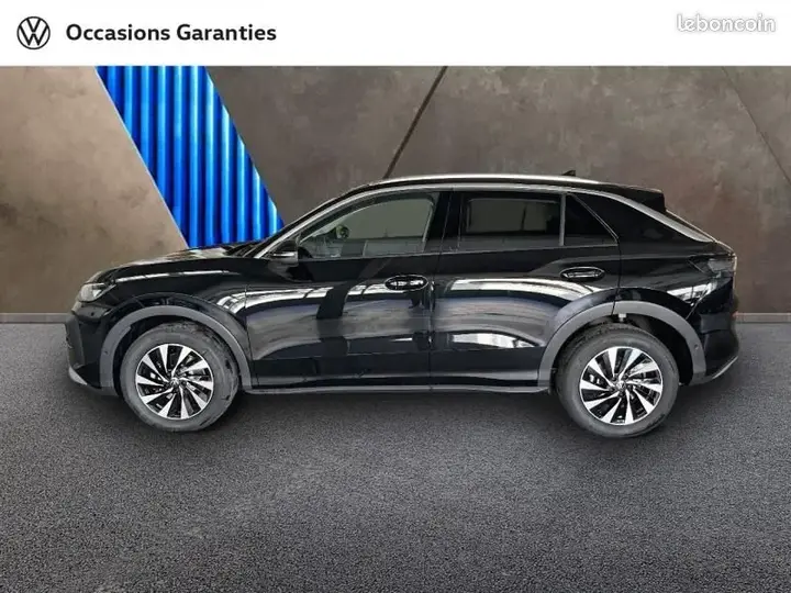 Volkswagen T-Roc 2026 photo 2
