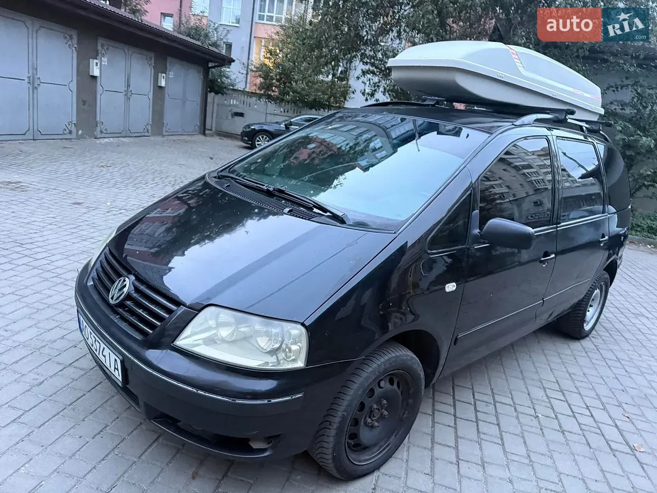 Volkswagen Sharan 2001 photo 3