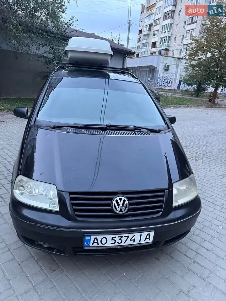 Volkswagen Sharan 2001 photo 2