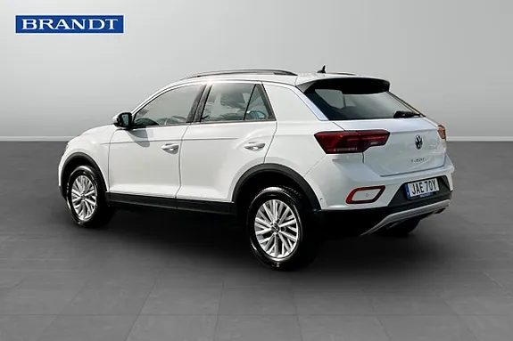 Volkswagen T-Roc 2022 photo 2