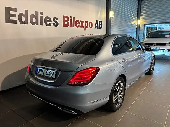 Mercedes-Benz C200 2015 photo 4