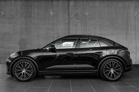 Porsche Macan 2024 photo 2