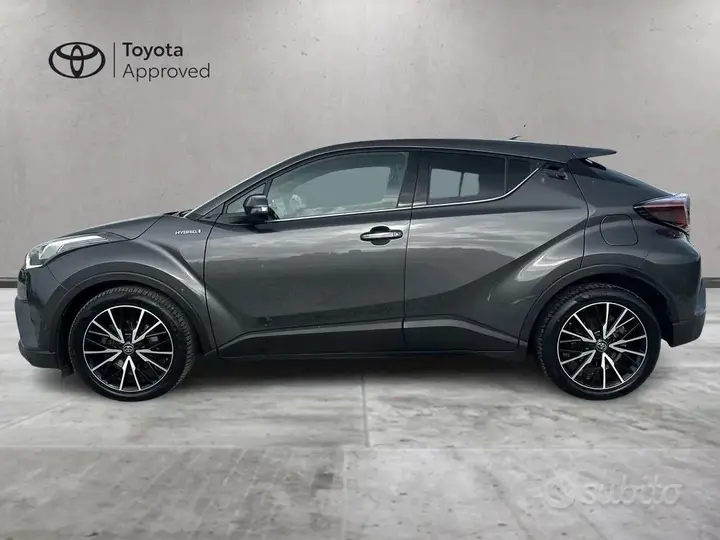 Toyota C-Hr 2017 photo 3