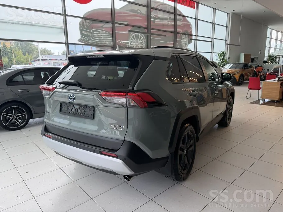 Toyota Rav4 2024 photo 5