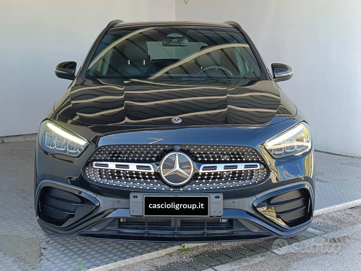 Mercedes-Benz Gla 2023 photo 2