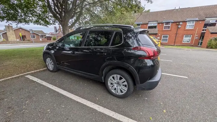 Peugeot 2008 2016 photo 5