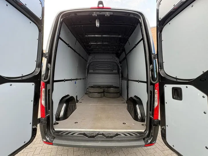 Mercedes-Benz Sprinter 2021 photo 3