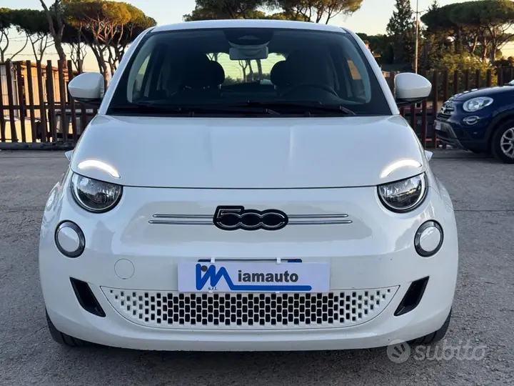 Fiat 500E 2021 photo 2
