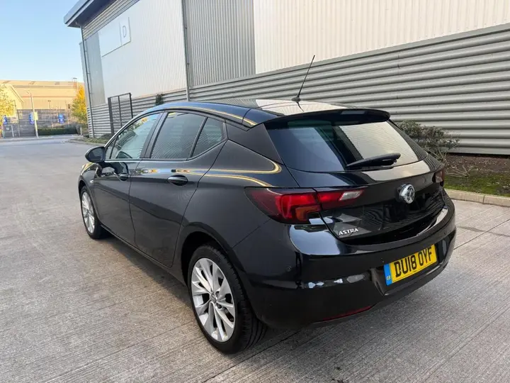 Vauxhall Astra 2018 photo 4
