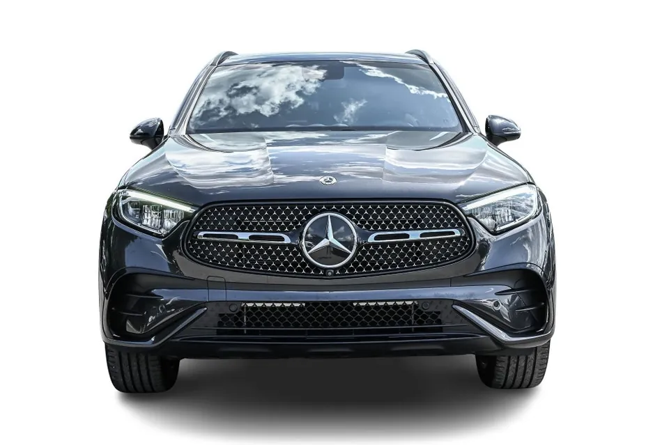 Mercedes-Benz Glc300 2024 photo 2
