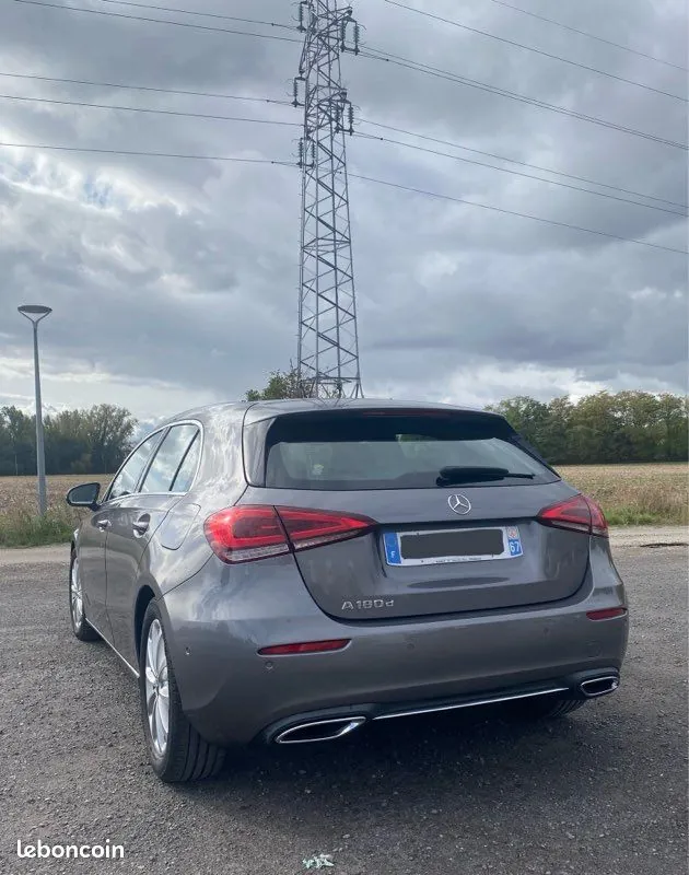 Mercedes-Benz A-Class 2019 photo 3