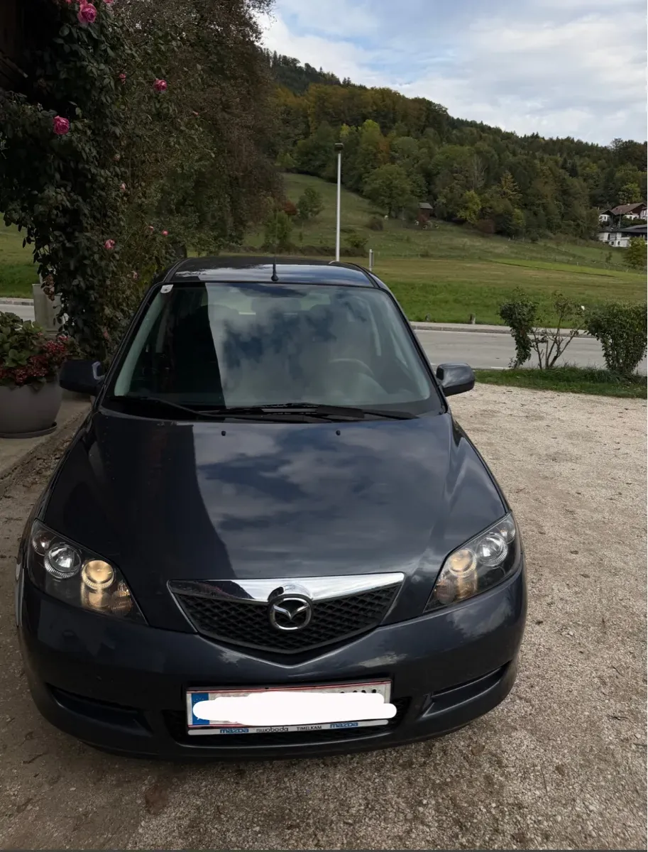 Mazda Mazda2