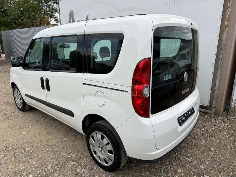 Fiat Doblo 2012 photo 2