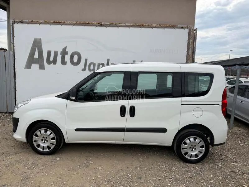 Fiat Doblo 2012 photo 3