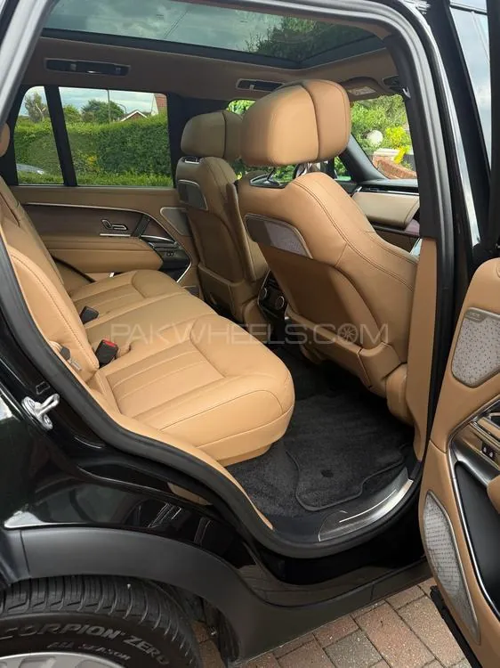 Range Rover Autobiography