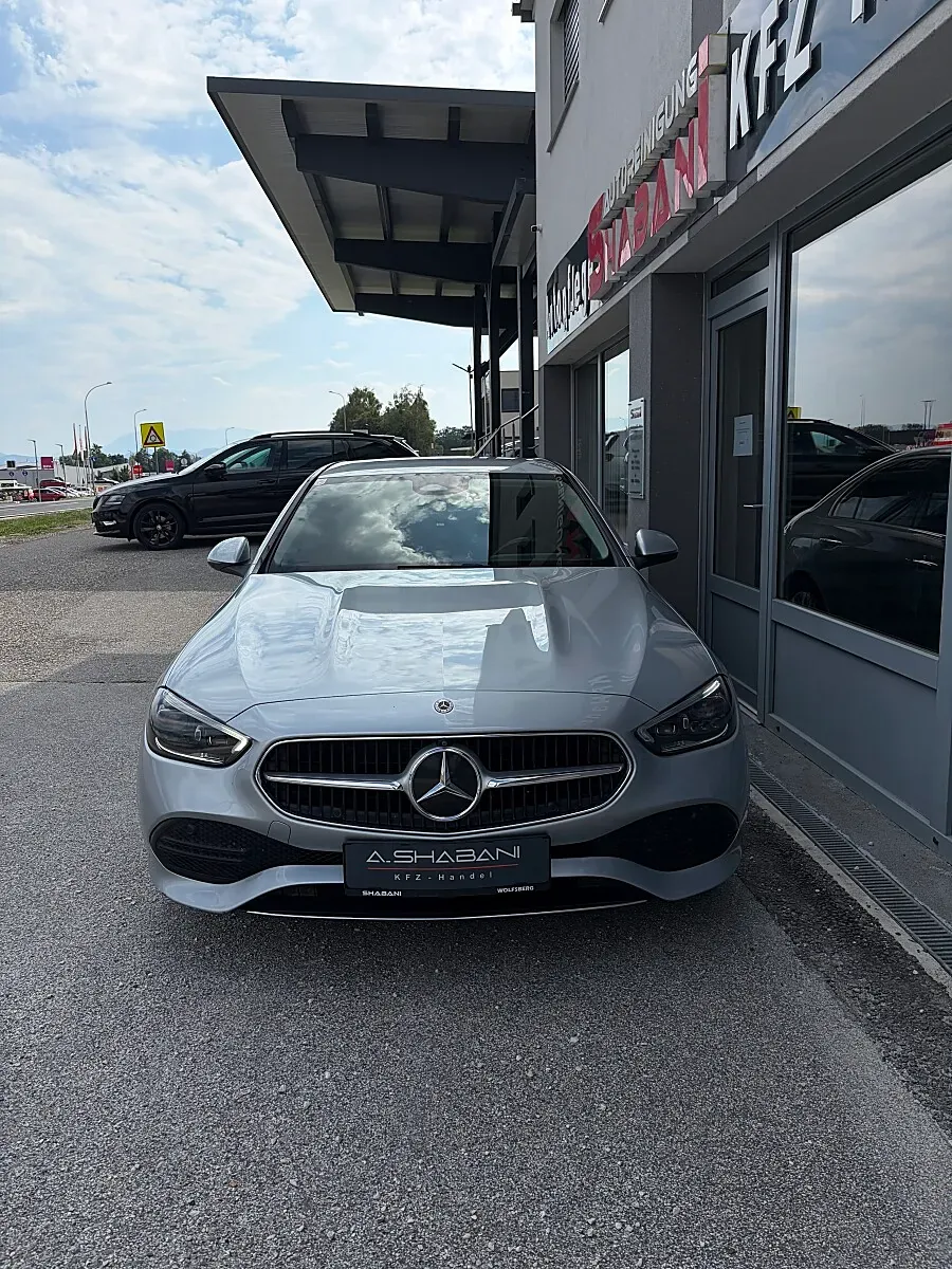 Mercedes-Benz C-Class 2022 photo 3