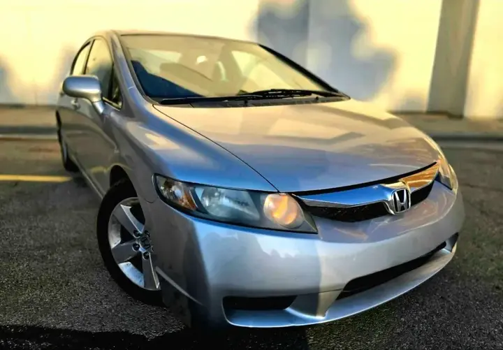 Honda Civic 2011 photo 3