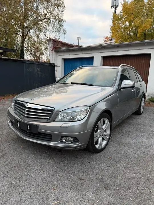 Mercedes-Benz C220D