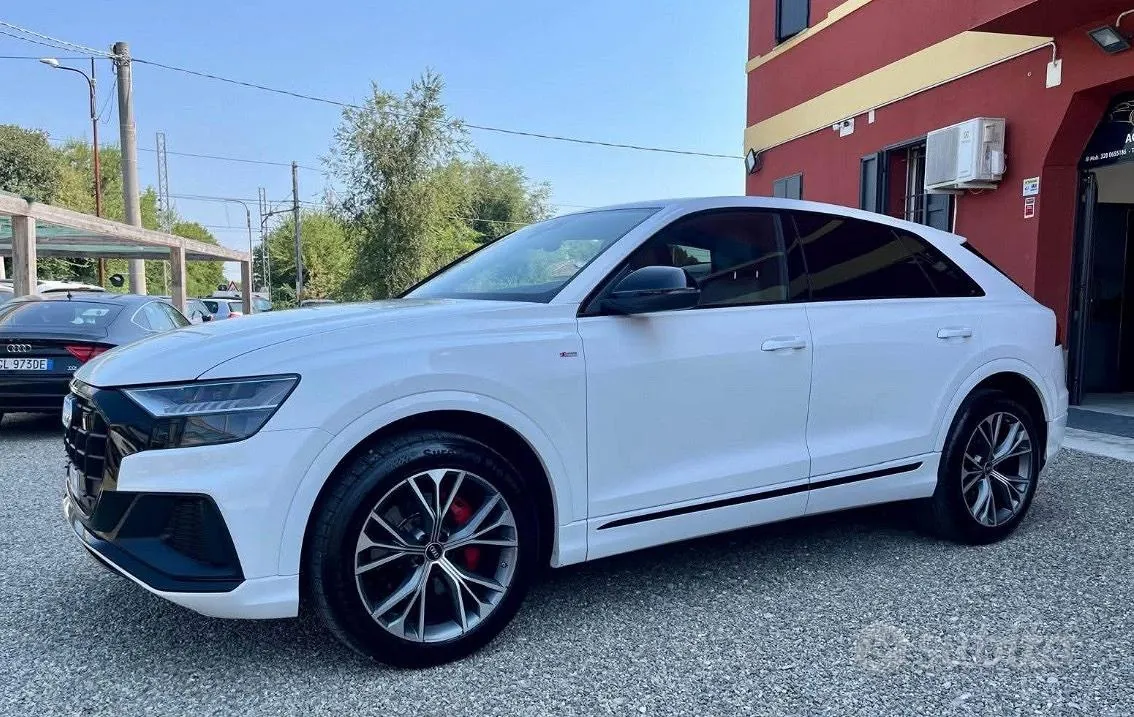 Audi Q8 2021 photo 4