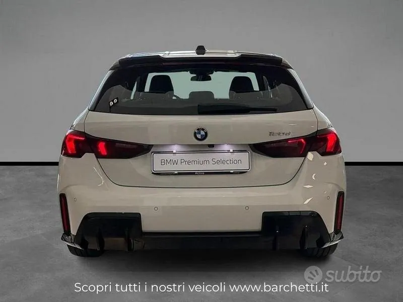 BMW 1 Series 2024 photo 2