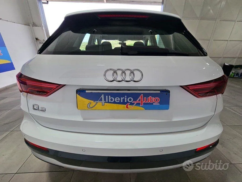 Audi Q3 2022 photo 4