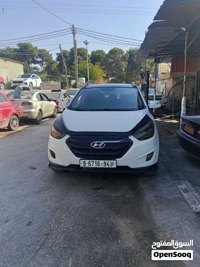 Hyundai Tucson 2011 photo 2