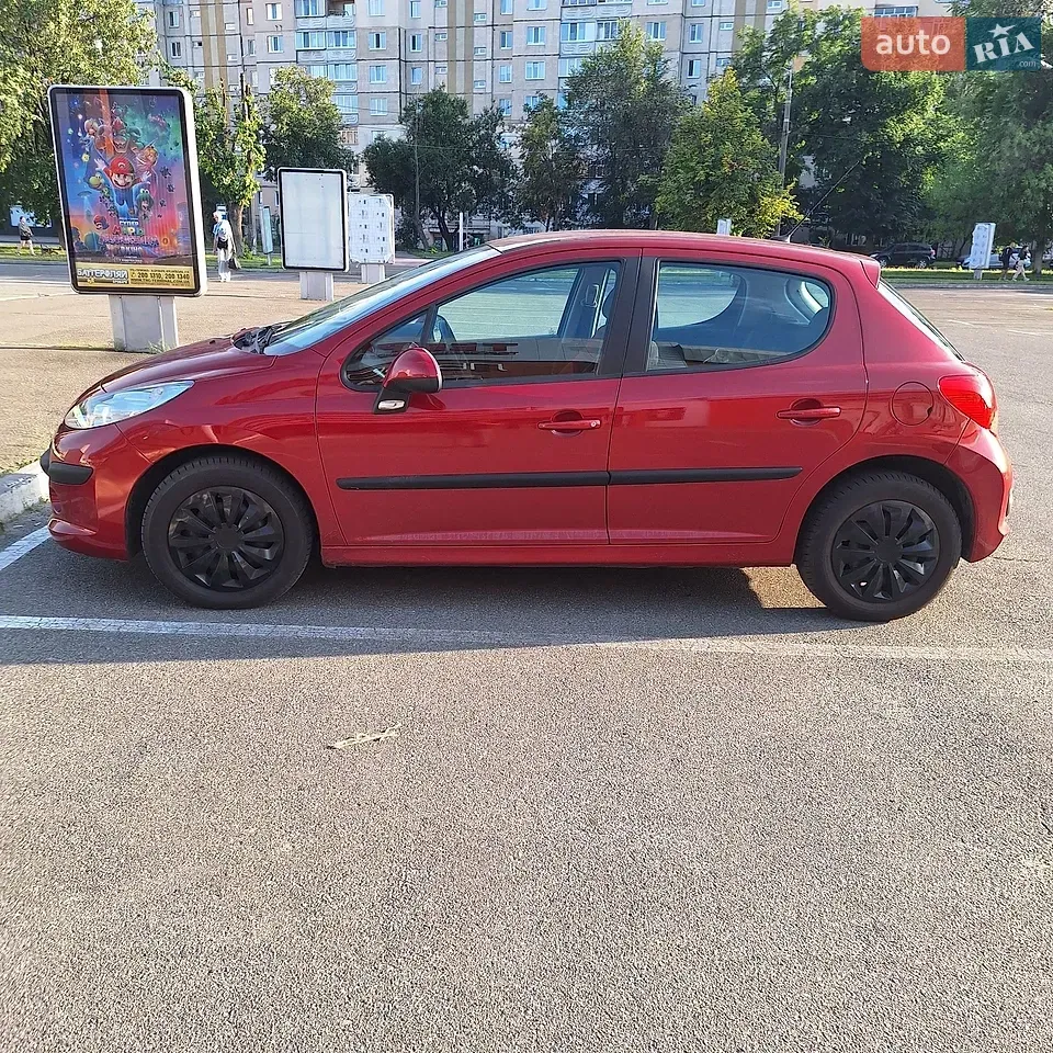 Peugeot 207 2007 photo 2