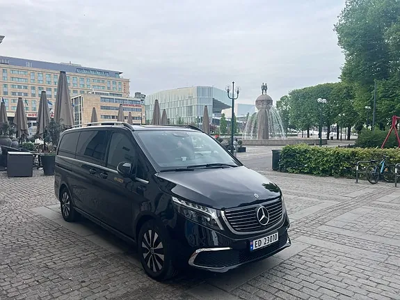 Mercedes-Benz Eqv300