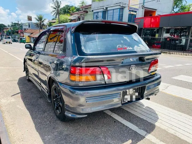 Toyota Starlet 1990 photo 2