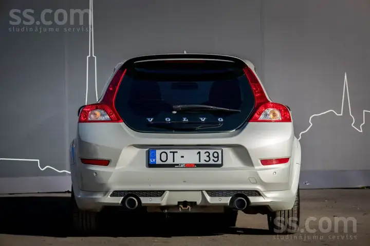 Volvo C30 2010 photo 5
