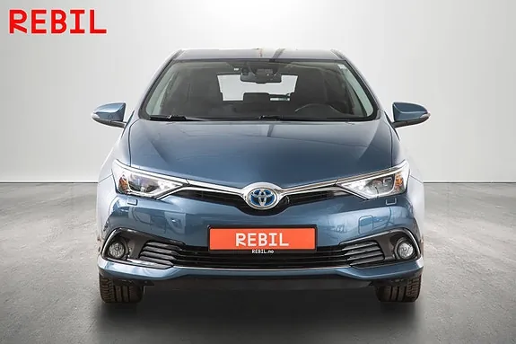 Toyota Auris 2015 photo 3