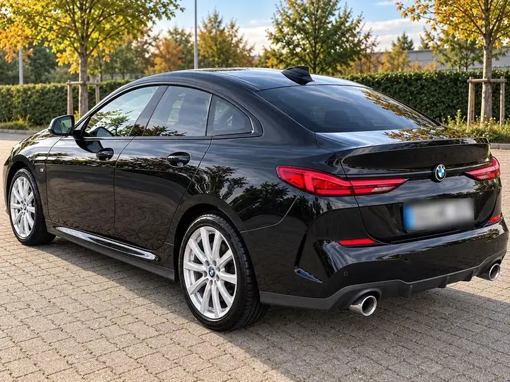 BMW 218D