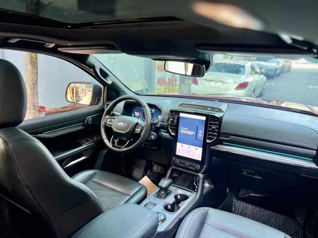 Ford Everest 2023 photo 3