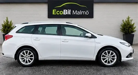 Toyota Auris 2016 photo 5