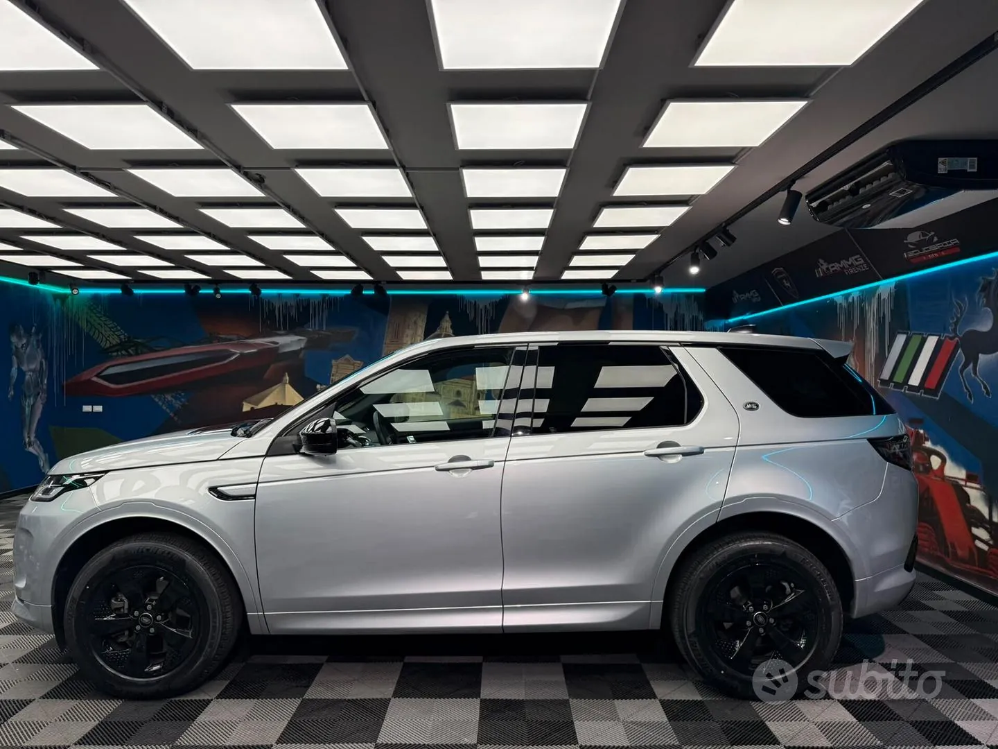 Land Rover Discovery Sport 2022 photo 4