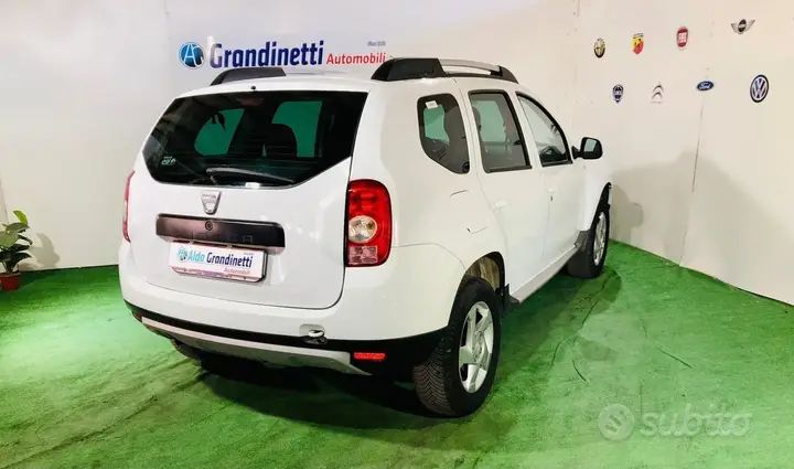 Dacia Duster 2012 photo 5