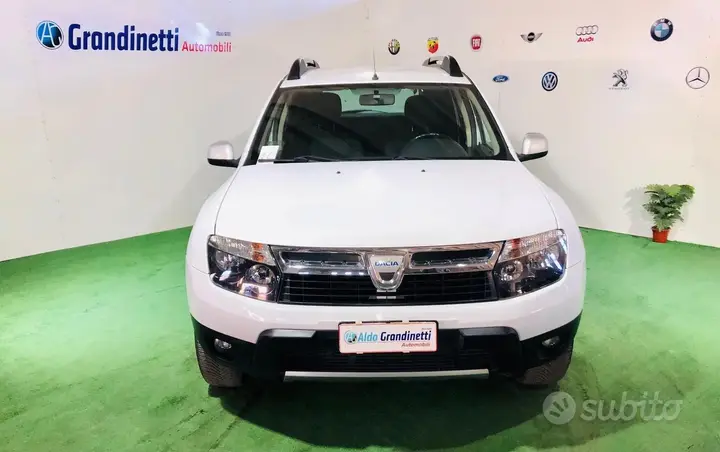 Dacia Duster 2012 photo 2