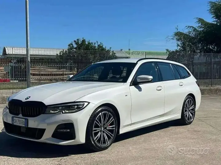 BMW 320D 2022 photo 2