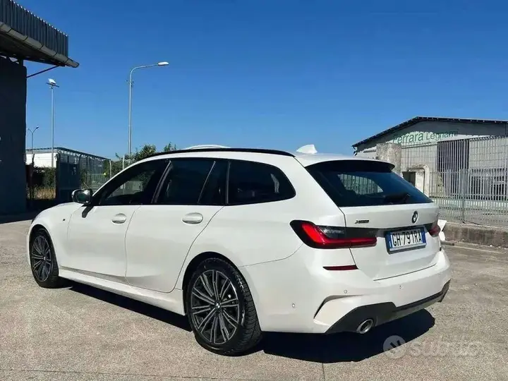 BMW 320D 2022 photo 4