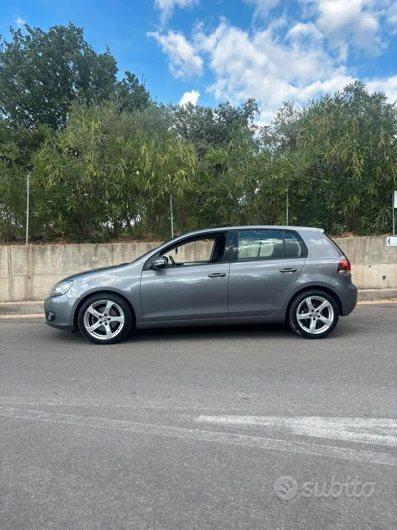 Volkswagen Golf 2011 photo 3