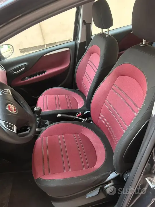 Fiat Punto Evo 2010 photo 4