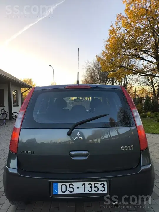 Mitsubishi Colt 2008 photo 4