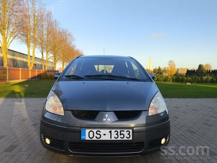 Mitsubishi Colt 2008 photo 3