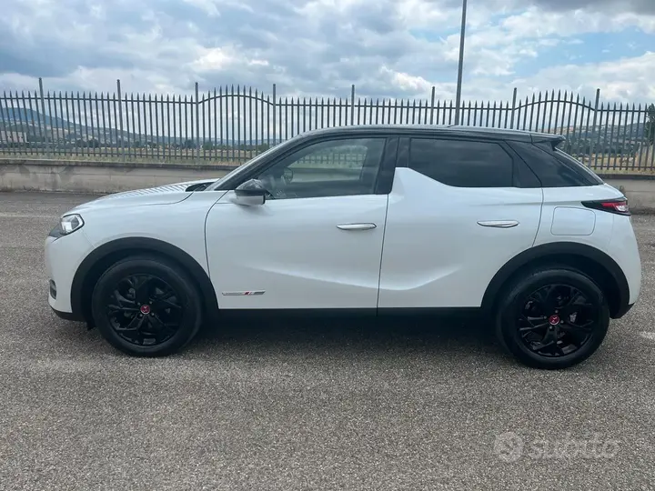 DS Automobiles 3 Crossback 2022 photo 4