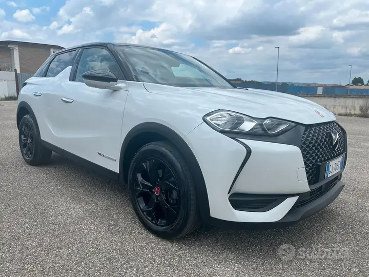 DS Automobiles 3 Crossback 2022 photo 3